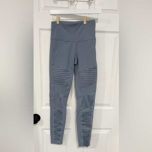 ALO Yoga High Waist Moto Contouring Muted Blue Mesh Gym Medium Leggings - Picture 4 of 11